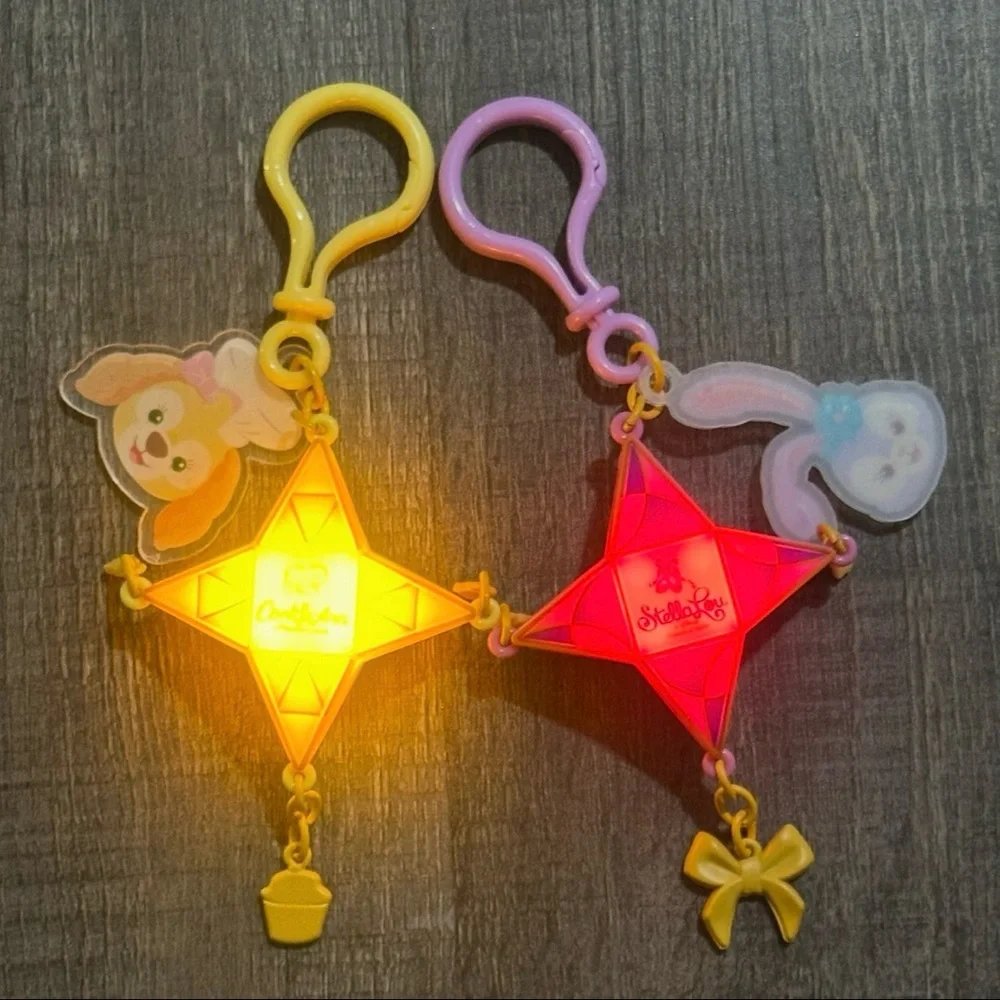 New Set of 2 Colorful Light Up Disney Shanghai Friends of Duffy Star-Shaped Toys